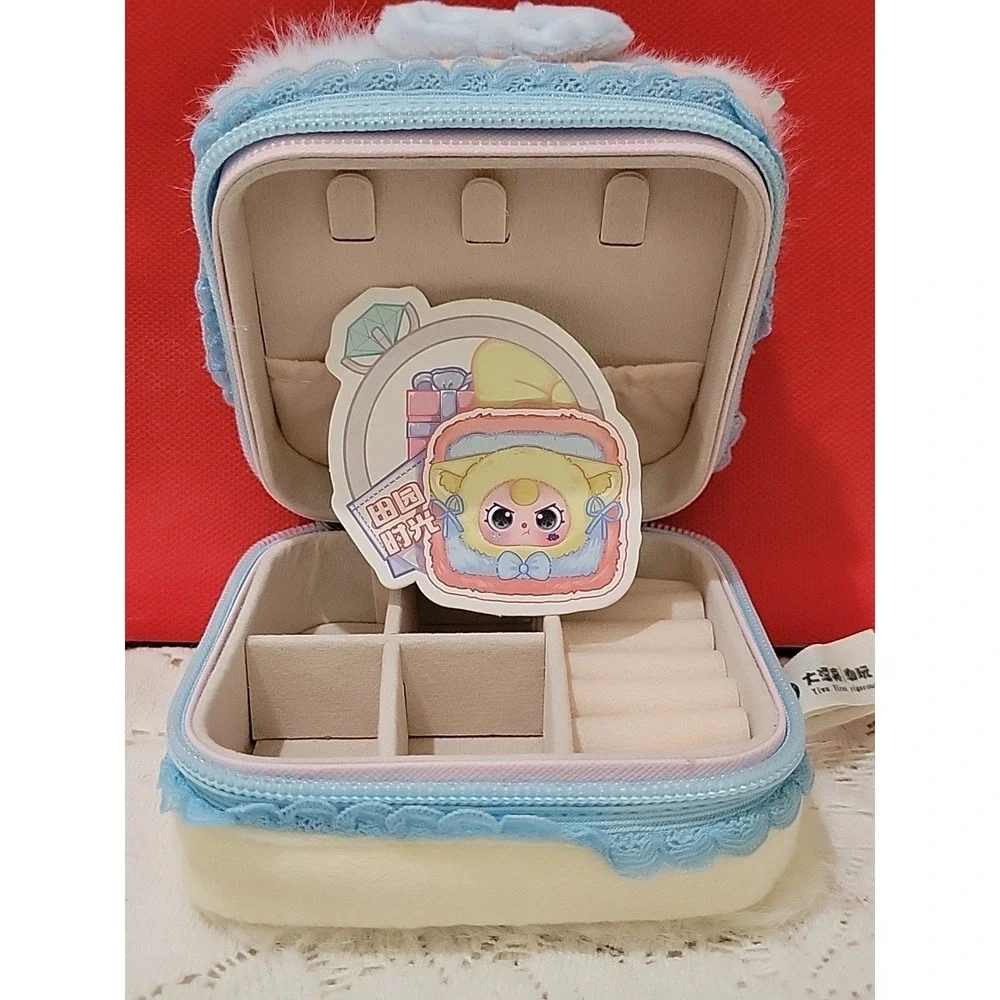 Confirmed Baby Three Plush Jewelry Box With Rotating Eyes Open Box. New.